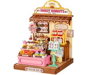 Robotime Miniatúra domčeka Obchod s donutmi / 3D drevená skladačka / 141 dielikov / vek 14+