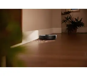 Roborock Qrevo 5AE čierna / Robotický vysávač / 60 W / vysávanie a mopovanie / 12000 Pa / 5200 mAh / 64 dB