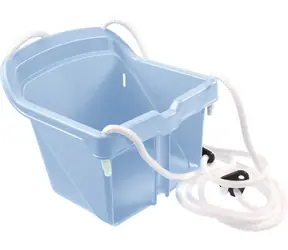 MOCHTOYS Hojdačka pre najmenších pastelovo modrá / nosnosť 25 kg / dĺžka lana 100 cm