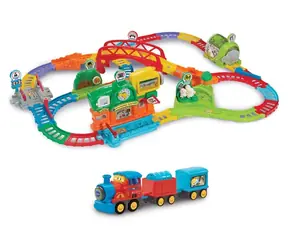 VTech Tut Tut Baby Flitzer Farebná stanica / Interaktívna vláčiková dráha / zvuky a melódie / od 12 mesiacov