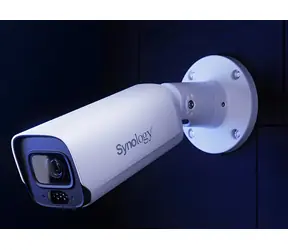 Synology BC800Z biela / Vonkajšia IP kamera / 8 MPx / varifokálny objektív / PoE / IP67