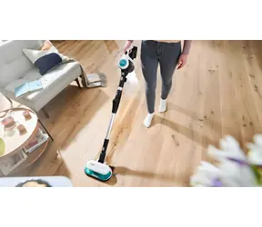 BOSCH Unlimited 7 ProHygienic Aqua biela / Aku tyčový vysávač 2v1 / vysávanie a umývanie / 40 min / 3 Ah / bezvreckový