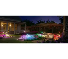 Govee RGBICWW / Vonkajšie záhradné LED osvetlenie / 1100 lm / IP66 / WiFi + Bluetooth