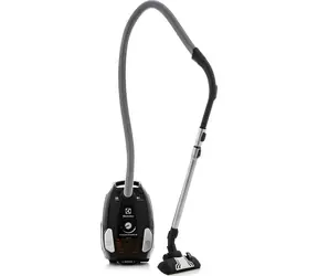 Electrolux EPF63EB-S čierna / Vreckový vysávač / 700 W / 3,5 l / 76 dB / rádius 9 m