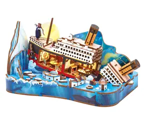 2KIDS TOYS 3D drevená skladačka Miniatúrna scéna Titanic / 100+ dielikov / od 14 rokov