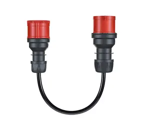 go-e adaptér CEE 16A/32A CH-04-32 čierny / Nabíjací adaptér / Pre Gemini flex 11 kW / IP55 / Dĺžka 30 cm