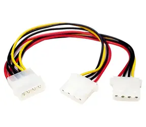 StarTech LP4 - 2x LP4 Power Splitter / Napájací kábel / Molex 4-pin > 2x LP4 4-pin / 0,23 m