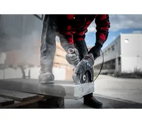 Einhell TP-AG 18/125-13 QP BL-Solo čierna/červená / Aku uhlová brúska / 18V / 125 mm / 11000 ot/min / bez aku