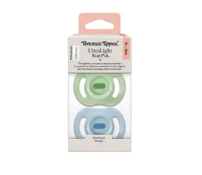 Tommee Tippee Ultra-light cumlík 0-6m Boy / Silikónový cumlík / 2 ks / Bez BPA
