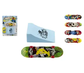 Prstový skateboard s rampou / Hračka / plast / 9 cm / mix farieb / od 3 rokov