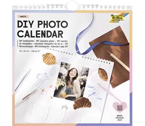 FOLIA Nástenný kalendár DIY biela / Nástenný kalendár / kreatívny / 23 × 23 cm / 13 listov / 190 g/m2