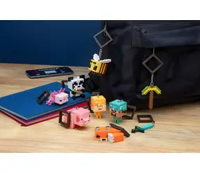 PALADONE Postavička Minecraft V2 / Kľúčenka / Náhodný výber z 9 variant