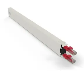 Patchbox ONE 8RU červená / Organizér sieťových káblov / UTP / Cat6A / RJ-45 / 0,8 m / PoE