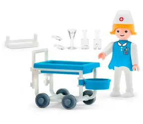 EFKO Igráček Zdravotná sestra / Kĺbová figúrka s doplnkami / 7,5 cm