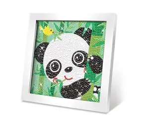 WIKY Diamantové maľovanie Panda / Kreatívna súprava / 17,5 cm / od 6 rokov