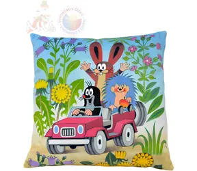 MORAVSKÁ ÚSTREDŇA Vankúš Krtko Jeep / 30 x 30 cm / mikrovelúr / od 3 rokov