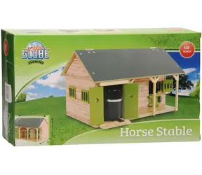KIDS GLOBE Stajňa pre kone s 2 boxmi / Drevená stavebnica / Mierka 1:32 / od 3 rokov