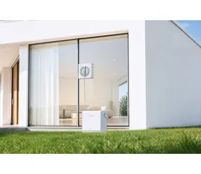 Ecovacs WINBOT W2S PRE OMNI biela / Robotický čistič okien / Auto Spray / SMART Path Planning / prenosná stanica