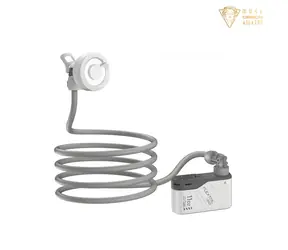 Flextail Max Shower biela (403701000109) / Prenosná sprcha / prietok 2,2-3 l/min / IPX7