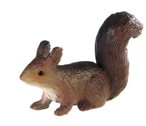 BULLYLAND Figúrka Veverička 64423 / Divé zvieratá / Plast / 5,5x3,5x2 cm