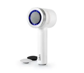 Silk'n VacuPedi / odstraňovač stvrdnutej kože s odsávaním / 2 rýchlosti / Až 1550 otáčok za minútu / 3x brúsne kotúče