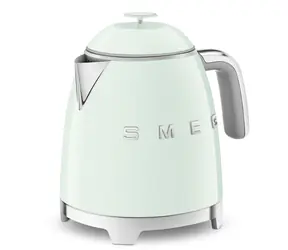SMEG 50's Retro Style zelená / Rýchlovarná kanvica / 0.8L / 1400W