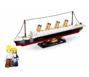 Sluban Model Bricks M38-B0835 Titanic stredný / LEGO - kompatibilný / Počet figúrok|dielikov: 2|481 / od 6 rokov
