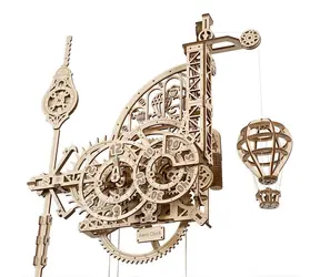 Ugears 3D drevené mechanické puzzle Nástenné hodiny Aero / od 14 rokov / 320 dielikov / Obtiažnosť: vysoká