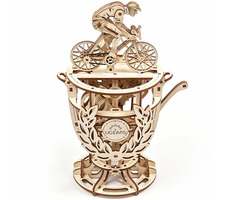 Ugears 3D drevené mechanické puzzle Samohybný cyklista / od 14 rokov / 189 dielikov / Obtiažnosť: stredná