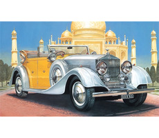 Italeri 3703 Rolls-Royce Phantom II / Plastikový model / 1:24 / obtiažnosť: 3