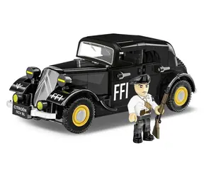 Cobi 2266 Citroën Traction 11CVBL / 1:35 / 236 kociek / od 7 rokov 