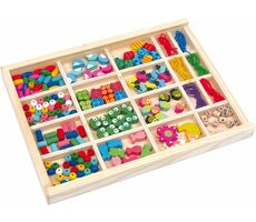 Small Foot Drevené korálky v boxe Vivien / od 3 rokov