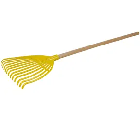 Lena Hrable na lístie 60 cm s drevenou rukoväťou / od 3 rokov