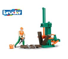 Bruder 62650 Drevorubač so štiepačkou na klády a doplnky / 1:16 / od 4 rokov