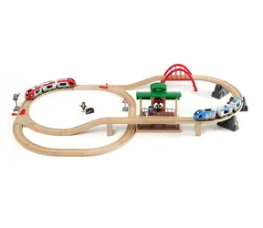 Brio Vláčikodráha veľká s výhybkami a nástupišťom 42 dielov / od 3 rokov