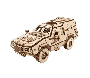 Ugears 3D drevené mechanické puzzle Dozor-B Combat Vehicle / od 14 rokov / 300 dielikov / Obtiažnosť: stredná 