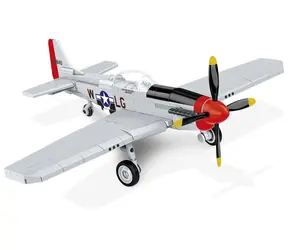 Cobi 5847 Americké stíhacie lietadlo North American P-51D Mustang / 1:48 / 150 kociek / od 6 rokov