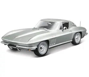 Maisto 1965 Chevrolet Corvette metal svetlo modrá / mierka 1:18 / od 3 rokov