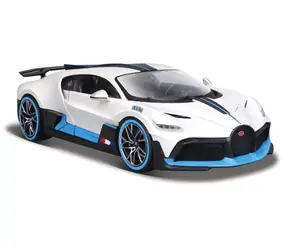Maisto Bugatti Divo biela / mierka 1:24 / od 3 rokov