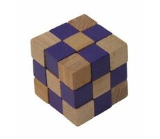 Česká drevená hračka Drevený hlavolam kocka fialová / od 3 rokov