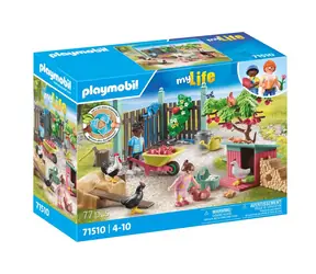 Playmobil® My Life 71510 Malá slepačia farma v záhrade Tiny House / Počet dielikov: 77 / od 4 rokov