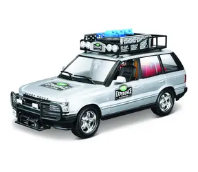 Bburago Range Rover strieborná / mierka 1:24 / od 3 rokov