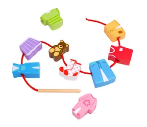 Bigjigs Toys Navliekanie korálok oblečenie / od 3 rokov