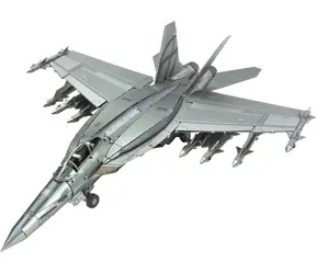 Metal Earth 3D Puzzle Stíhačka F/A-18 Super Hornet / od 14 rokov