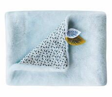 Doudou Plyšová detská deka Koala Yoca 70x100 cm modrá / od 0 rokov