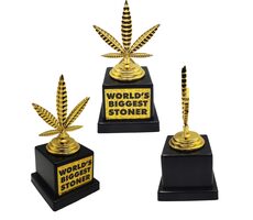 Mad Monkey Trophy "World Biggest Stoner"