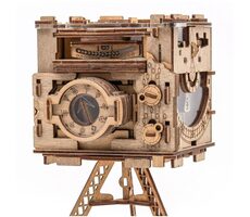 iDventure Hlavolam úniková miestnosť Sherlock's Camera / Dĺžka hry: 60-90 minút / Počet hráčov: 1-2 / od 14 rokov
