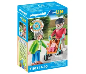 Playmobil® My Life 71613 Starí rodičia s bábätkom / Počet dielikov: 11 / od 4 rokov 