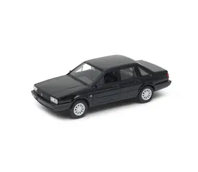 Welly VW Santana 1:34 biely