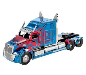 Metal Earth 3D puzzle Transformers: Optimus Prime Western Star 5700 Truck (ICONX) / Počet dielikov: 65 / od 14 rokov